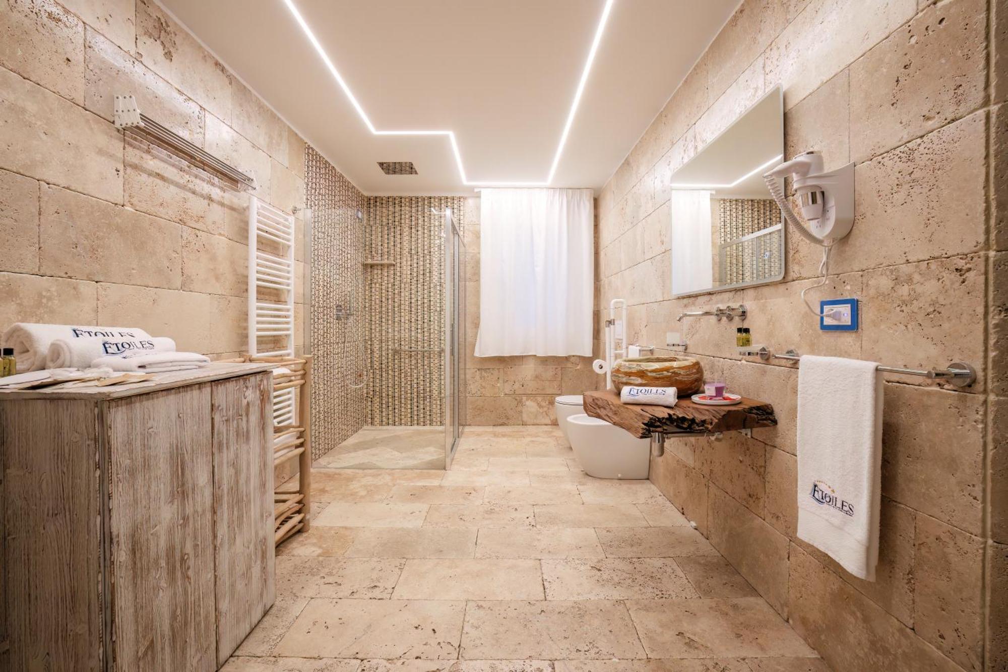 Etoiles Luxury Guest House Resort 팔미 객실 사진