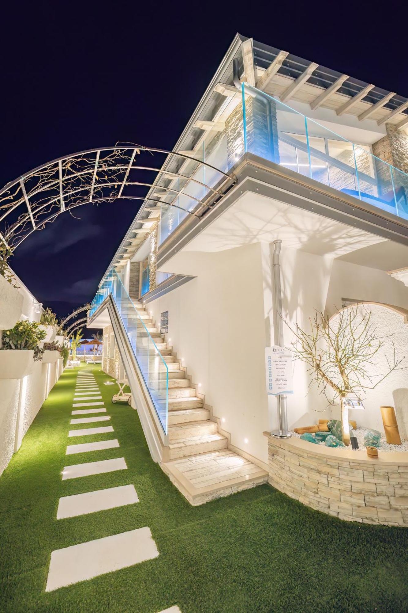 Etoiles Luxury Guest House Resort 팔미 외부 사진